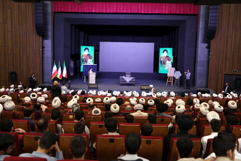 تصاویر / آیین نکوداشت ۸۰ سال مجاهدت علمی، فرهنگی و اجتماعی آیت الله سیدعلی اکبر قریشی