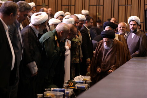 تصاویر / آیین نکوداشت ۸۰ سال مجاهدت علمی، فرهنگی و اجتماعی آیت الله سیدعلی اکبر قریشی