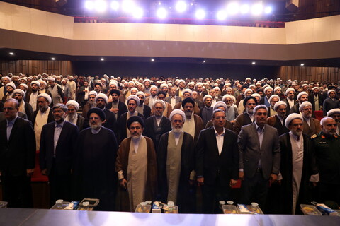 تصاویر / آیین نکوداشت ۸۰ سال مجاهدت علمی، فرهنگی و اجتماعی آیت الله سیدعلی اکبر قریشی