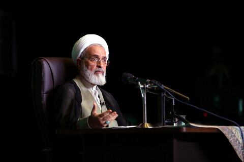 تصاویر / آیین نکوداشت ۸۰ سال مجاهدت علمی، فرهنگی و اجتماعی آیت الله سیدعلی اکبر قریشی