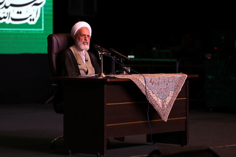 تصاویر / آیین نکوداشت ۸۰ سال مجاهدت علمی، فرهنگی و اجتماعی آیت الله سیدعلی اکبر قریشی