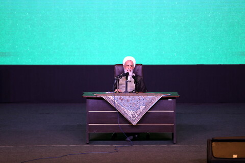 تصاویر / آیین نکوداشت ۸۰ سال مجاهدت علمی، فرهنگی و اجتماعی آیت الله سیدعلی اکبر قریشی