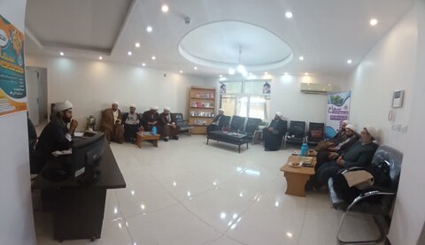 تصاویر/جلسه هم‌اندیشی اساتید مرکز مشاوره اسلامی سماح برگزار شد