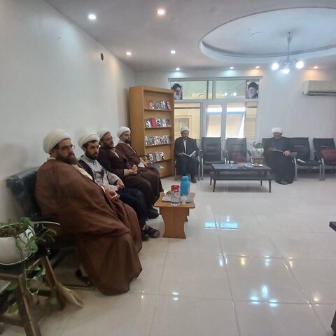 تصاویر/جلسه هم‌اندیشی اساتید مرکز مشاوره اسلامی سماح برگزار شد