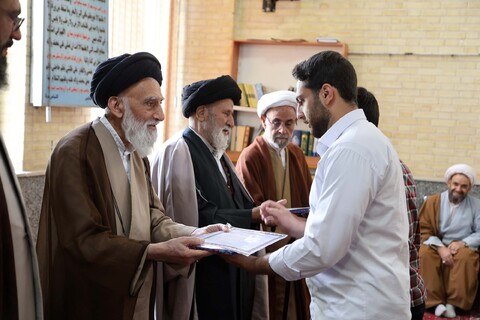 تقدیر از طلاب برتر همدان