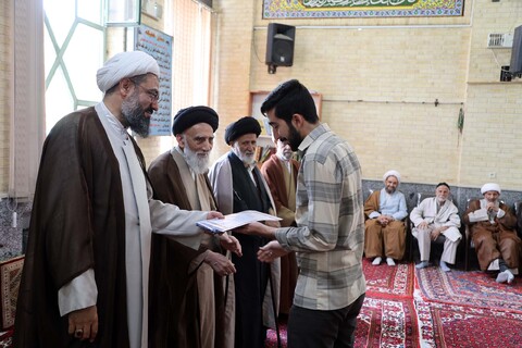 تقدیر از طلاب برتر همدان