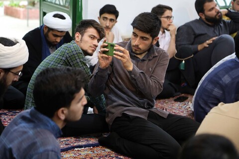 نشست طلاب مدرسه علمیه امام سجاد(ع)