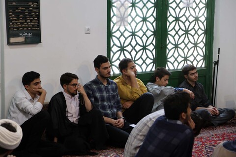 نشست طلاب مدرسه علمیه امام سجاد(ع)
