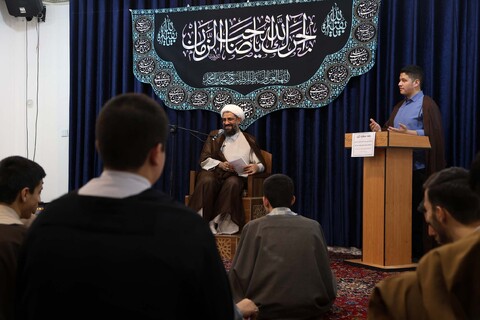 نشست طلاب مدرسه علمیه امام سجاد(ع)