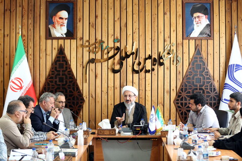 تصاوی/ نشست خبری ریاست دانشگاه قم