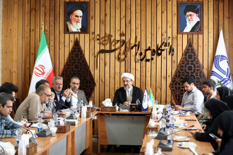 تصاوی/ نشست خبری ریاست دانشگاه قم