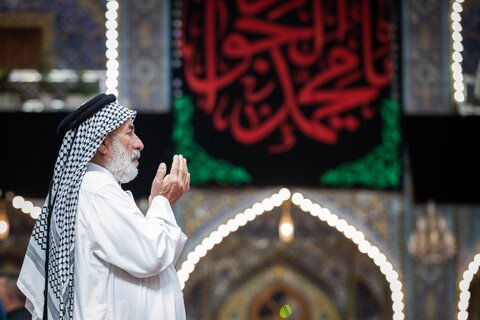 لافتات الحزن والأسى تكسو العتبة العباسية قبيل ذكرى شهادة جواد الأئمة (عليه السلام)
