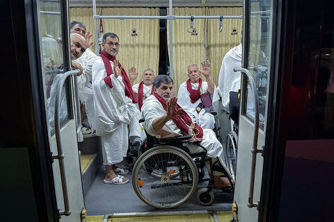 تصاویر/ کاروان ویژه جانبازان عازم بیت‌الله الحرام