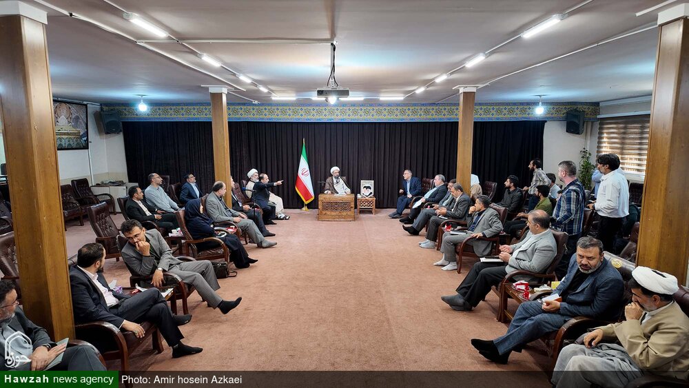 تصاویر / جلسه بررسی مشکلات پروژه های مسکن ملی همدان