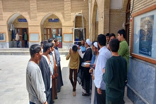 اعزام طلاب حافظ قرآن کرمانشاهی به مسابقات سراسری در قم+عکس