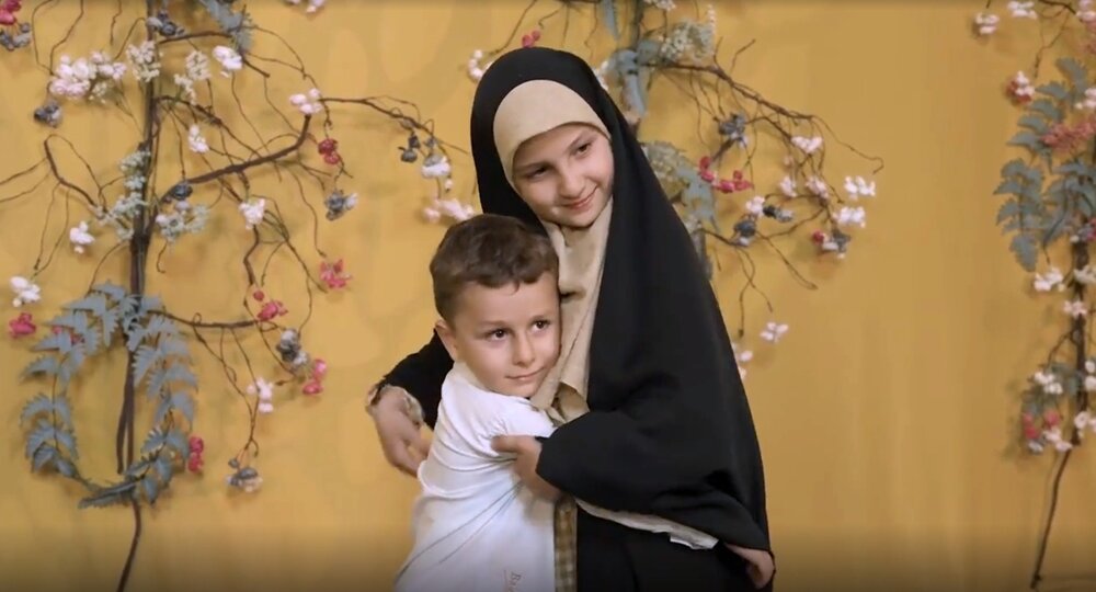 کدام رفتارهای عاطفی والدین، هویت جنسی فرزندان را به بحران می‌کشاند؟