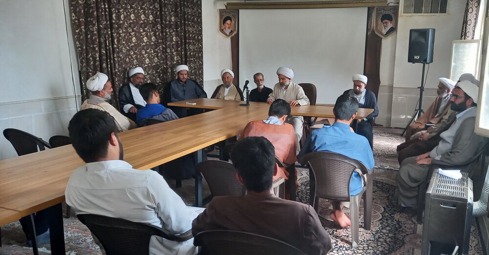 تصاویر/ یادواره شهدای روحانی کاشان و گرامیداشت شهید امنیت محمدحسن نائینی