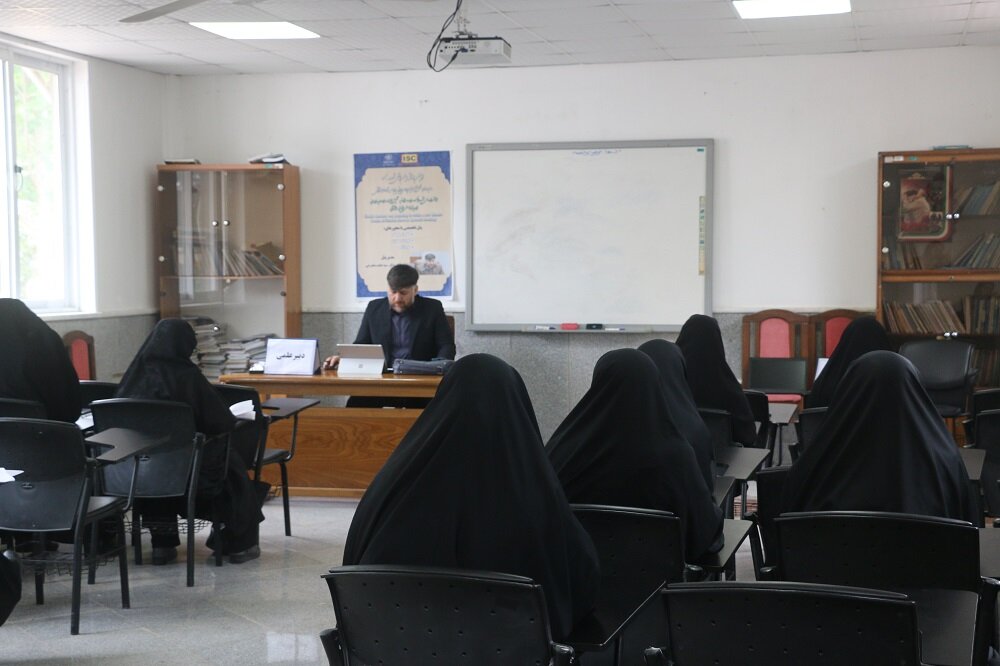 تصاویر/ پنل تخصصی طلاب استان مازندران