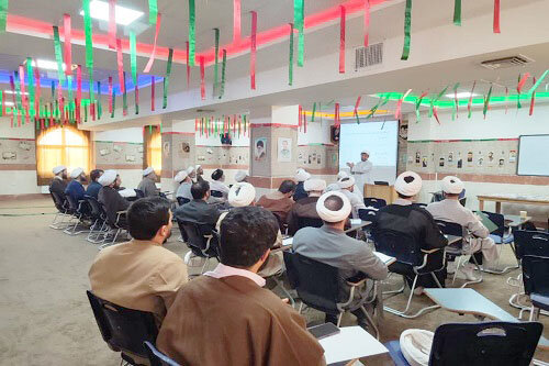 دوره تربیت مربی خانواده در حوزه‌ علمیه کرمانشاه برگزار شد+ تصاویر