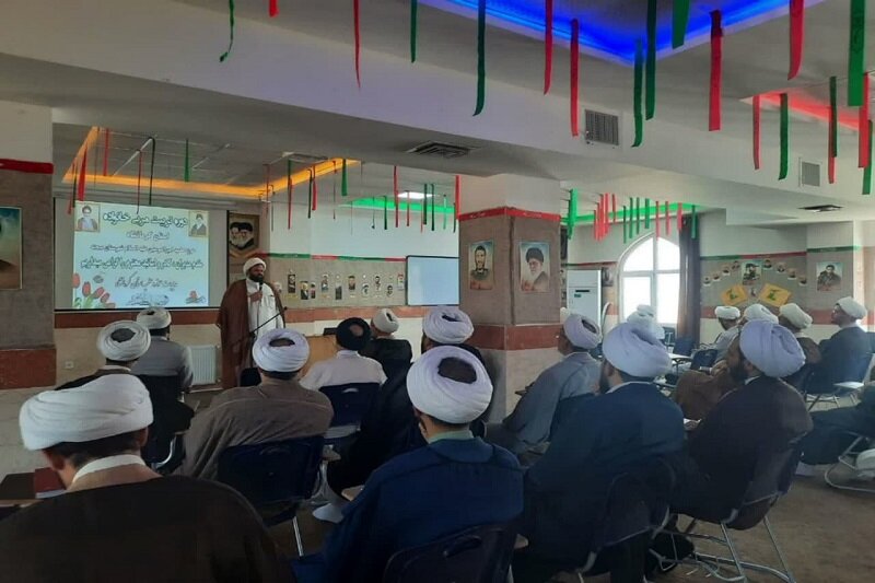 دوره تربیت مربی خانواده در حوزه علمیه کرمانشاه برگزار شد+ تصاویر