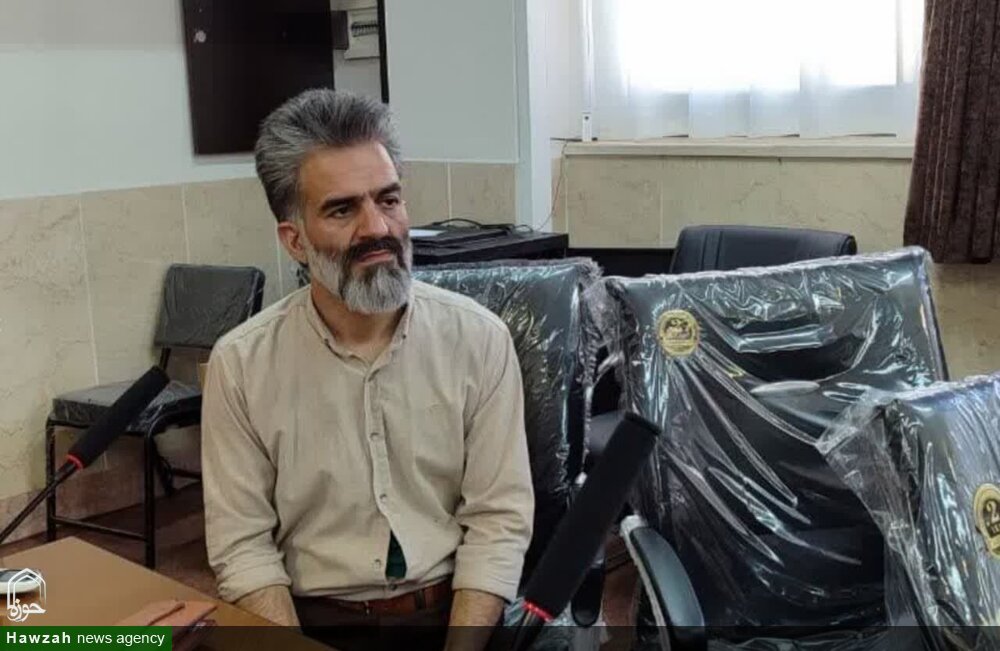 خوشنویسی هنری تأثیرگذار در عرصه تبلیغ دین و فعالیتهای تربیتی