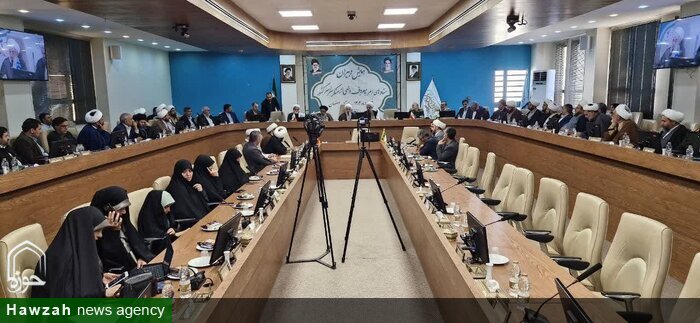 وضعیت افسارگسیخته فضای مجازی، تهدیدی جدی برای فرهنگ جامعه است