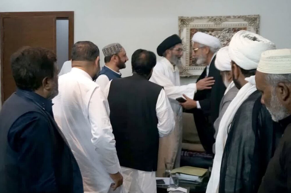 قائد ملت جعفریہ سے لاہور کے تنظیمی وفد کی ملاقات / محرم الحرام و زائرین کے مسائل سمیت مختلف امور پر گفتگو