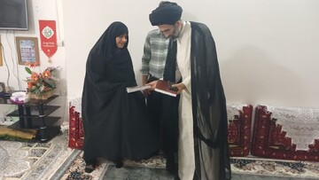 دیدار امام جمعه کاشان با خانواده شهدا و ایثارگران+عکس