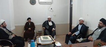 تصاویر/ بازدید معاونت پژوهش حوزه علمیه خوزستان از مدرسه علمیه امام هادی(ع) اهواز