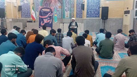 تصاویر/ درس اخلاق طلاب مدرسه علمیه مولود کعبه (ع)