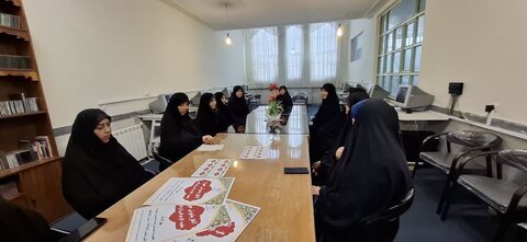 تصاویر/نشست هم اندیشی مبلغین طرح امین،جهت حداکثری پذیرش سال1404 در مدرسه علمیه الزهرا(س)اراک