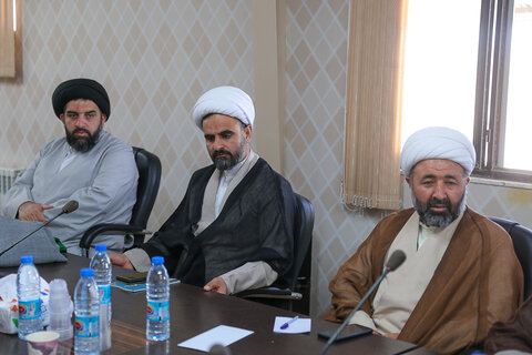 تصاویر / اجلاسیه ائمه جمعه در شهر ضیاءآباد قزوین برگزارشد