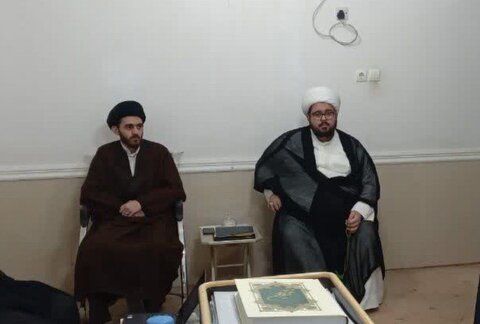 تصاویر/ معاونت پژوهش حوزه علمیه خوزستان از مدرسه علمیه امام هادی(ع) اهواز بازدید کرد