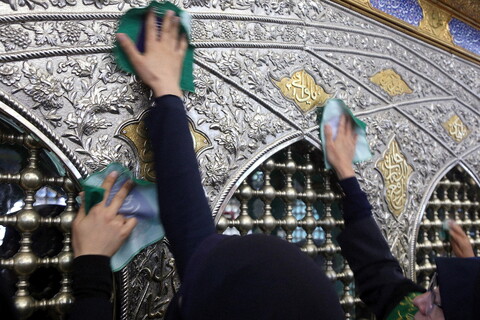 آیین غبارروبی حرم امام زاده موسی مبرقع(ع)