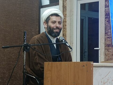 تصاویر/اختتامیه مرحله مدرسه ای جشنواره علامه حلی در مدرسه علمیه امام حسن عسکری (ع) برگزار شد