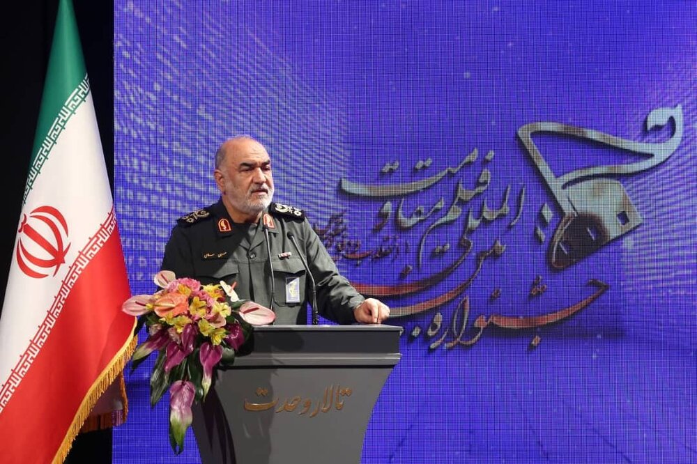 اختتامیه باشکوه هجدهمین جشنواره بین‌المللی فیلم مقاومت/ سینما، سنگر مقاومت؛ خرمشهر در قاب هنر زنده شد