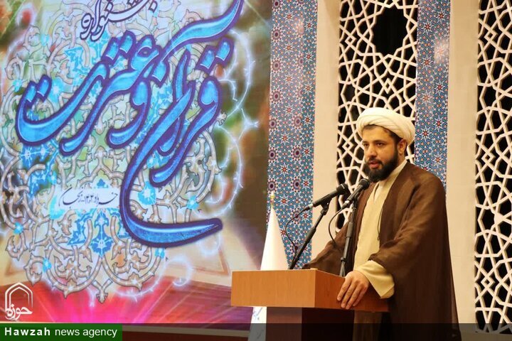 مؤمن علاوه بر تمشیت زندگانی خود زندگی‌بخش دیگران است