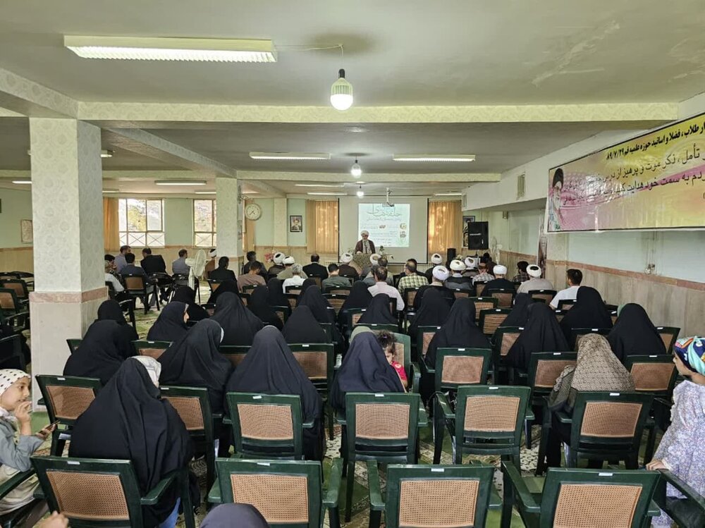 فتح خرمشهر ترازوی جنگ را به نفع ملت ایران تغییر داد