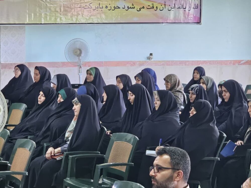 فتح خرمشهر ترازوی جنگ را به نفع ملت ایران تغییر داد