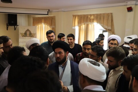 تصاویر/ نشست فرقه شناسی در مدرسه علمیه حضرت ولی عصر (عج) تبریز