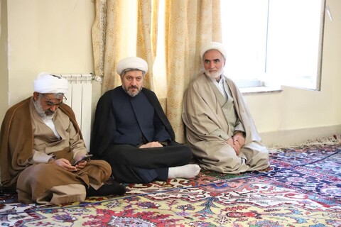 تصاویر/ نشست فرقه شناسی در مدرسه علمیه حضرت ولی عصر (عج) تبریز