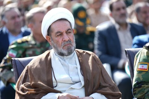 تصاویر همایش افتتاح یادمان شهدای حاج عمران در پادگان امام حسین(ع)خرم آباد