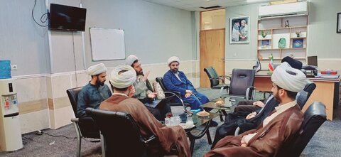 تصاویر/بازدید معاون پژوهش حوزه علمیه خوزستان از مدرسه علمیه امیرالمومنین علی (ع) کارون