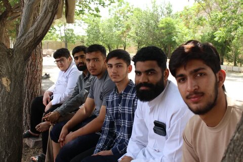 تصاویر/ اردوی زیارتی تفریحی طلاب مدرسه علمیه المهدی(عج) آران و بیدگل