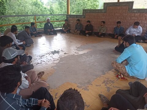 تصاویر/ اردوی زیارتی تفریحی طلاب مدرسه علمیه المهدی(عج) آران و بیدگل