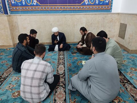 تصاویر/برگزاری دوره کتاب طرح کلی اندیشه اسلامی در قرآن