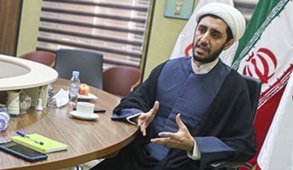 نویسندگی و طلبگی از هم جدا نیست/ با سریال مرهم همکاری داشته‌ام