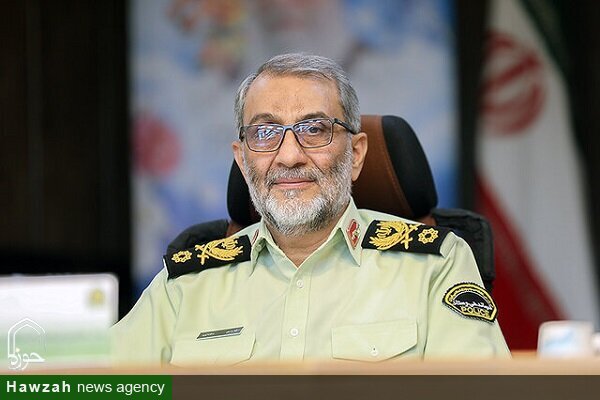 نیروی انتظامی در عین پشتیبانی از مردم در برابر هنجارشکنان می‌ایستد