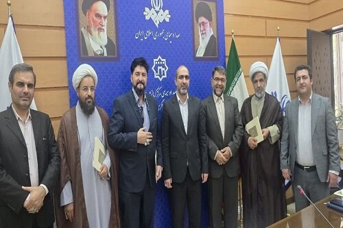 تجلیل از فعالان رسانه‌ای و فضای مجازی حوزه علمیه کرمانشاه