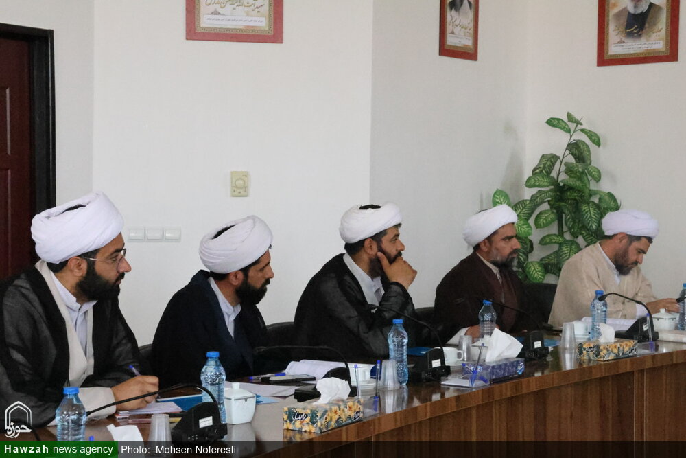 نخستین جلسه کمیته آموزش امامان جماعات با محوریت ارتقای نقش فرهنگی مساجد برگزار شد